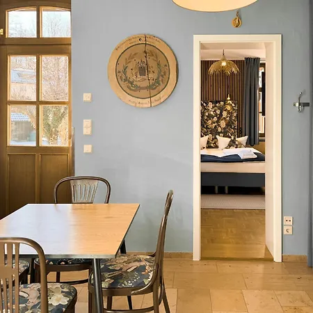 Villa Fantasia Budget Boutique Hotel-3